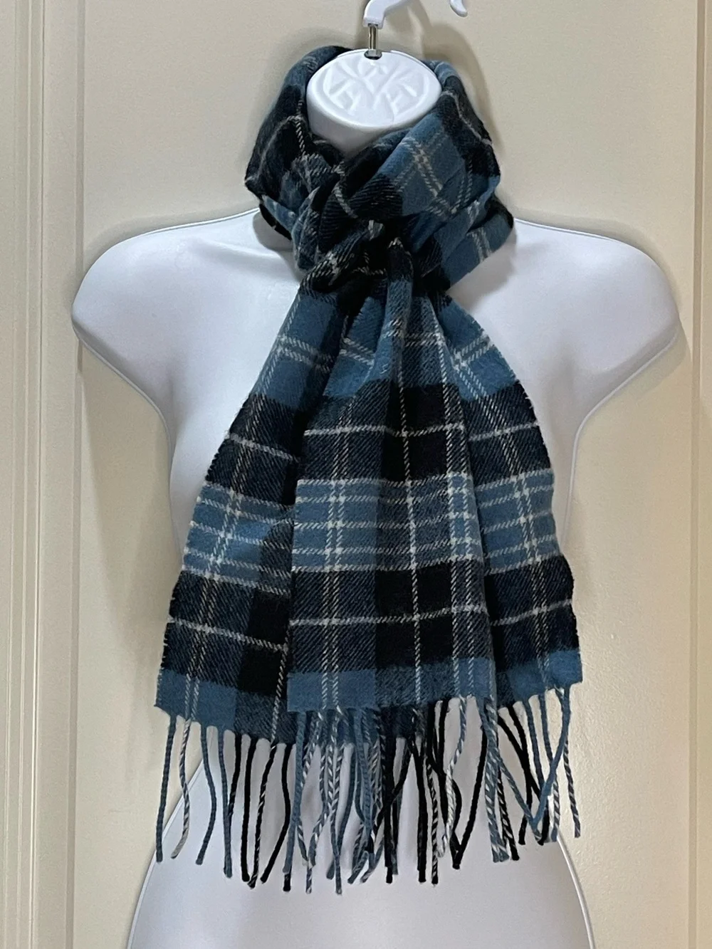 Lambswool Scarf Scotland Blue and Black Plaid Fringe